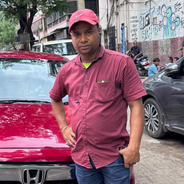 Bhagirath Das, owner of Radha Sri Travels